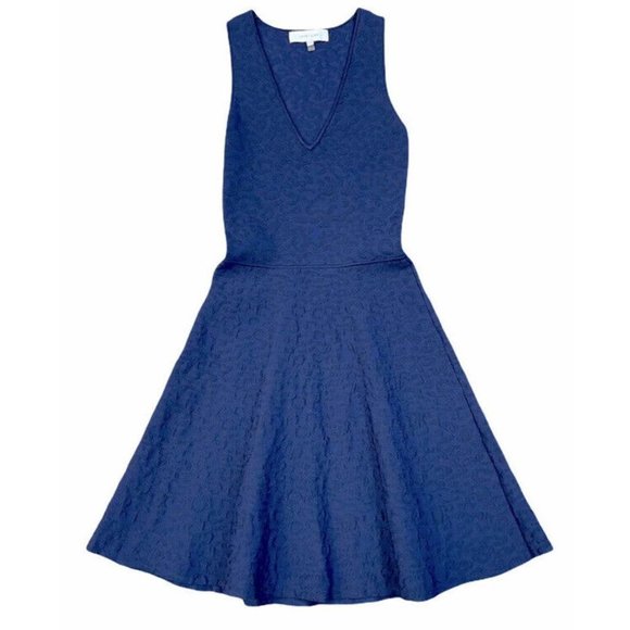John & Jenn Dress sz XS Knit Vneck Blue black Fit And Flare Stretch Sleeveless - Picture 1 of 5